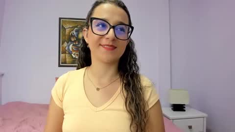 Snapshot of katia_foxx chatting on 01-14-25, 12:24 Khaterine online show from 01-14-25, 12:24