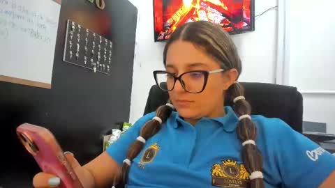 Snapshot of katia_foxx chatting on 03-06-25, 09:31 Khaterine online show from 03-06-25, 09:31