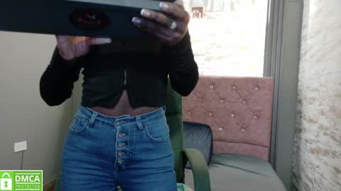 Snapshot of katia_green chatting on 09-14-25, 11:20 Katia online show from 09-14-25, 11:20