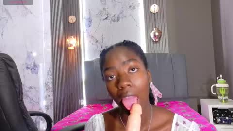 Snapshot of katia_green chatting on 03-01-26, 12:51 Katia online show from 03-01-26, 12:51