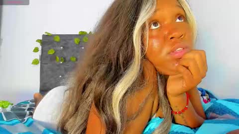Snapshot of katia_palmerx chatting on 03-21-26, 03:44 katia_palmerx online show from 03-21-26, 03:44
