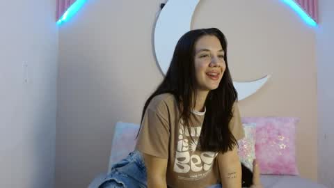 . . KATIA . . online show from 04-21-26, 08:01