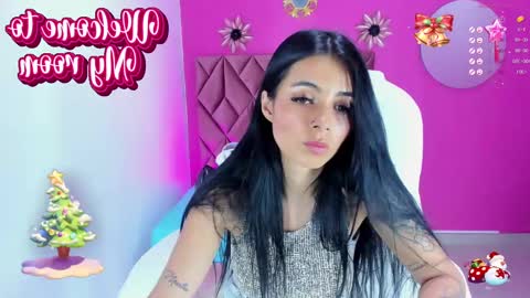 Katia  online show from 12-18-24, 06:32
