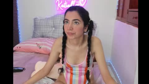 Snapshot of katiaflex chatting on 01-19-25, 02:57 Katia online show from 01-19-25, 02:57