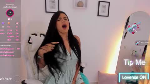 Katia online show from 11-26-25, 11:28