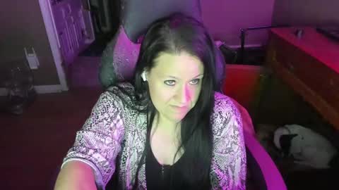 Katie online show from 01-09-25, 03:15