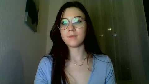 katie_foxi online show from 02-28-25, 06:09