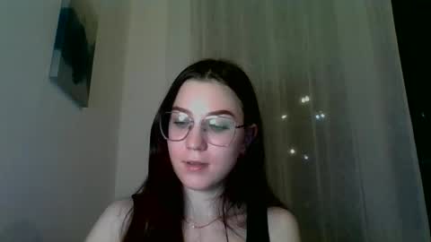 katie_foxi online show from 03-07-25, 10:21