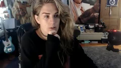 Katie online show from 10-22-25, 05:08