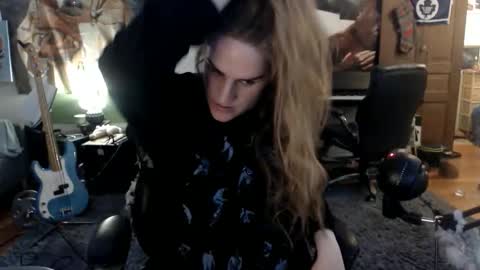 Katie online show from 05-01-26, 03:55