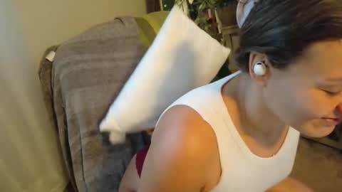 Snapshot of katieericson13 chatting on 09-20-25, 11:00 Kate online show from 09-20-25, 11:00