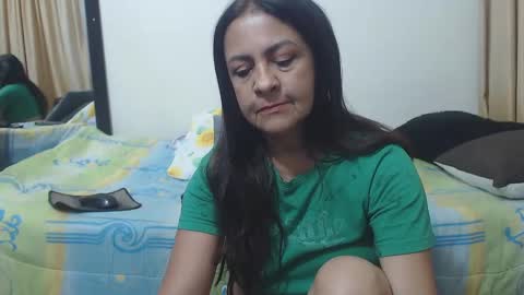 katie online show from 12-22-24, 02:39