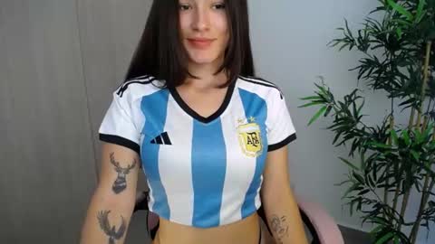 Snapshot of katiejane_ chatting on 07-03-26, 02:01 Katie Jane online show from 07-03-26, 02:01