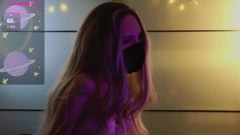 Snapshot of katienatt chatting on 03-26-26, 03:34 katienatt online show from 03-26-26, 03:34