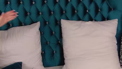 katiereeves online show from 01-14-26, 05:18