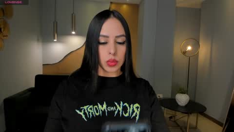 Snapshot of katiestonne chatting on 12-17-24, 03:28 Kate Stonne online show from 12-17-24, 03:28