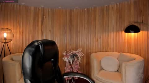 Kate Stonne online show from 09-24-25, 02:37