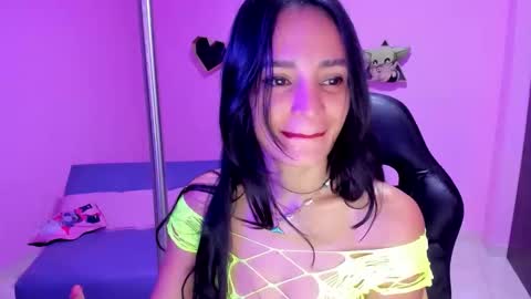 Snapshot of katiuska_doll_squirt chatting on 05-08-26, 12:10 katiuska_doll_squirt online show from 05-08-26, 12:10