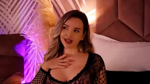 KatJolie online show from 10-10-25, 07:57