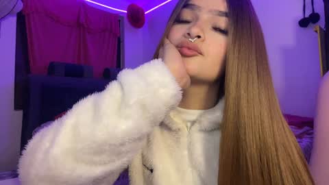 Katleen. online show from 12-06-24, 04:58