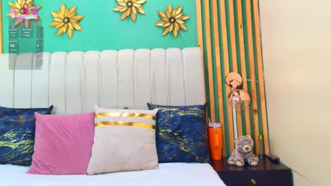 K A T L Y N  online show from 03-02-25, 05:14