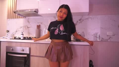 Follow me on instagram and twitter as correaktnees online show from 02-10-26, 08:18