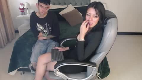 Katnia and Marcuz online show from 12-19-24, 01:07