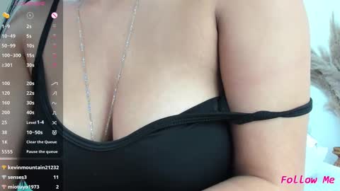  Katriana  online show from 02-23-25, 10:31