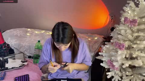   naked in pvt show 100 tk online show from 12-17-24, 08:32