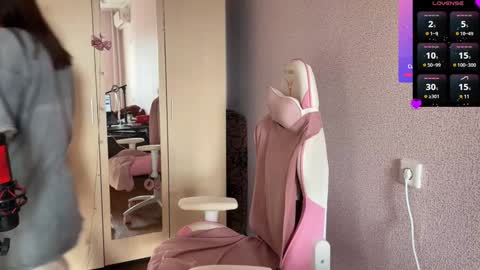   naked in pvt show 100 tk online show from 01-07-25, 11:16