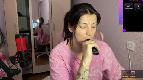   naked in pvt show 100 tk online show from 01-12-25, 12:55