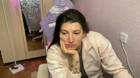   naked in pvt show 100 tk online show from 05-08-26, 06:35