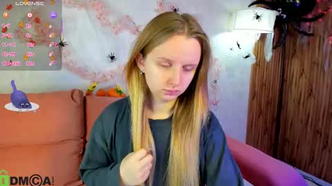 Katrina Bail online show from 10-19-25, 01:06