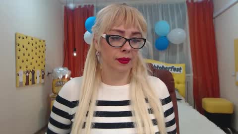 Snapshot of katrinacharm chatting on 09-21-25, 06:04 katrinacharm online show from 09-21-25, 06:04