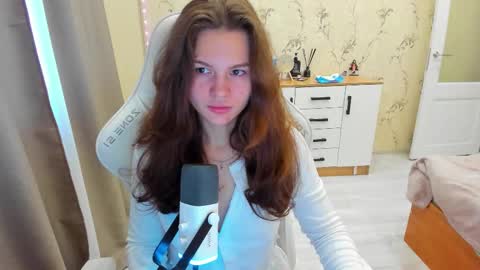 Katty online show from 10-22-25, 07:19