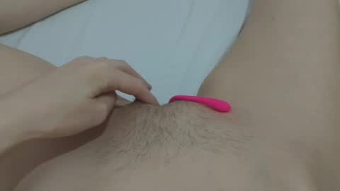 katrina  dont forget to give me thumbs up online show from 01-11-25, 06:44