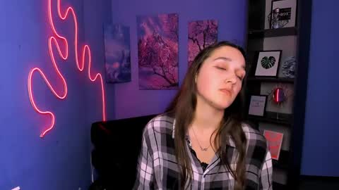 Katrin online show from 05-26-26, 01:18