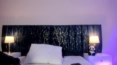 Snapshot of katte_landerr chatting on 02-16-26, 01:18 Katte online show from 02-16-26, 01:18