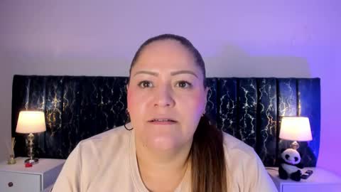 Snapshot of katte_landerr chatting on 02-20-26, 01:22 Katte online show from 02-20-26, 01:22