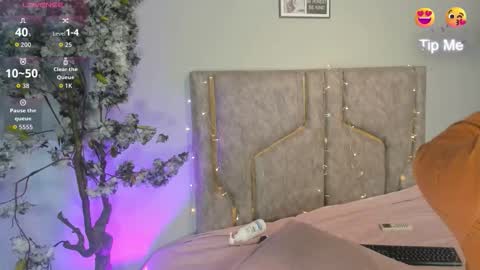 Katerine online show from 11-04-25, 03:49