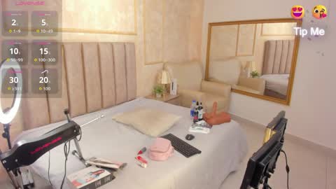 Katerine online show from 05-14-26, 11:22