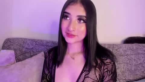 Snapshot of kattengel_ chatting on 05-13-26, 11:33 Kat online show from 05-13-26, 11:33