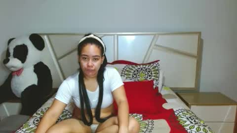 Snapshot of katticloos chatting on 03-30-26, 07:31 katticloos online show from 03-30-26, 07:31