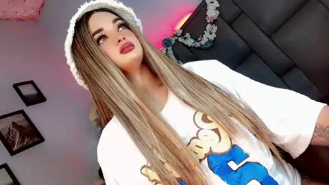 kattie_sweet_ online show from 09-29-25, 10:25