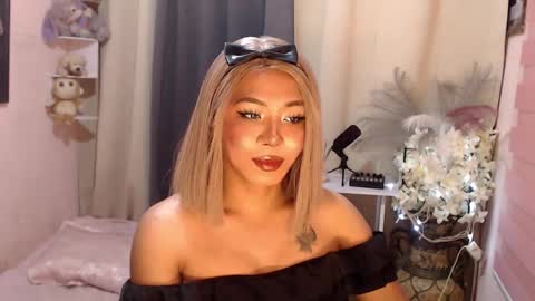 Saisy online show from 11-18-25, 06:23