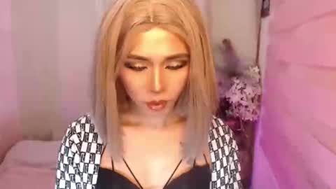 Saisy online show from 02-05-26, 01:54