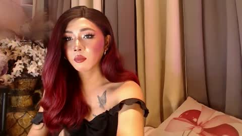Snapshot of kattiecurrent chatting on 04-25-26, 07:55 Saisy online show from 04-25-26, 07:55