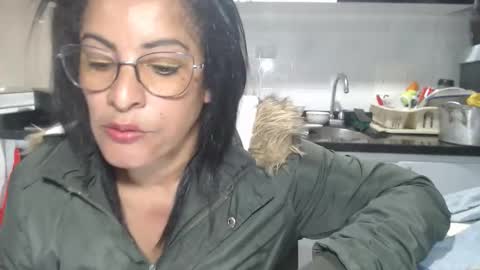 KattleyaGrey online show from 09-09-25, 08:52