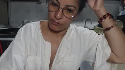 KattleyaGrey online show from 10-11-25, 10:58