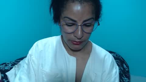 Snapshot of kattleyagray chatting on 02-18-26, 07:10 KattleyaGrey online show from 02-18-26, 07:10